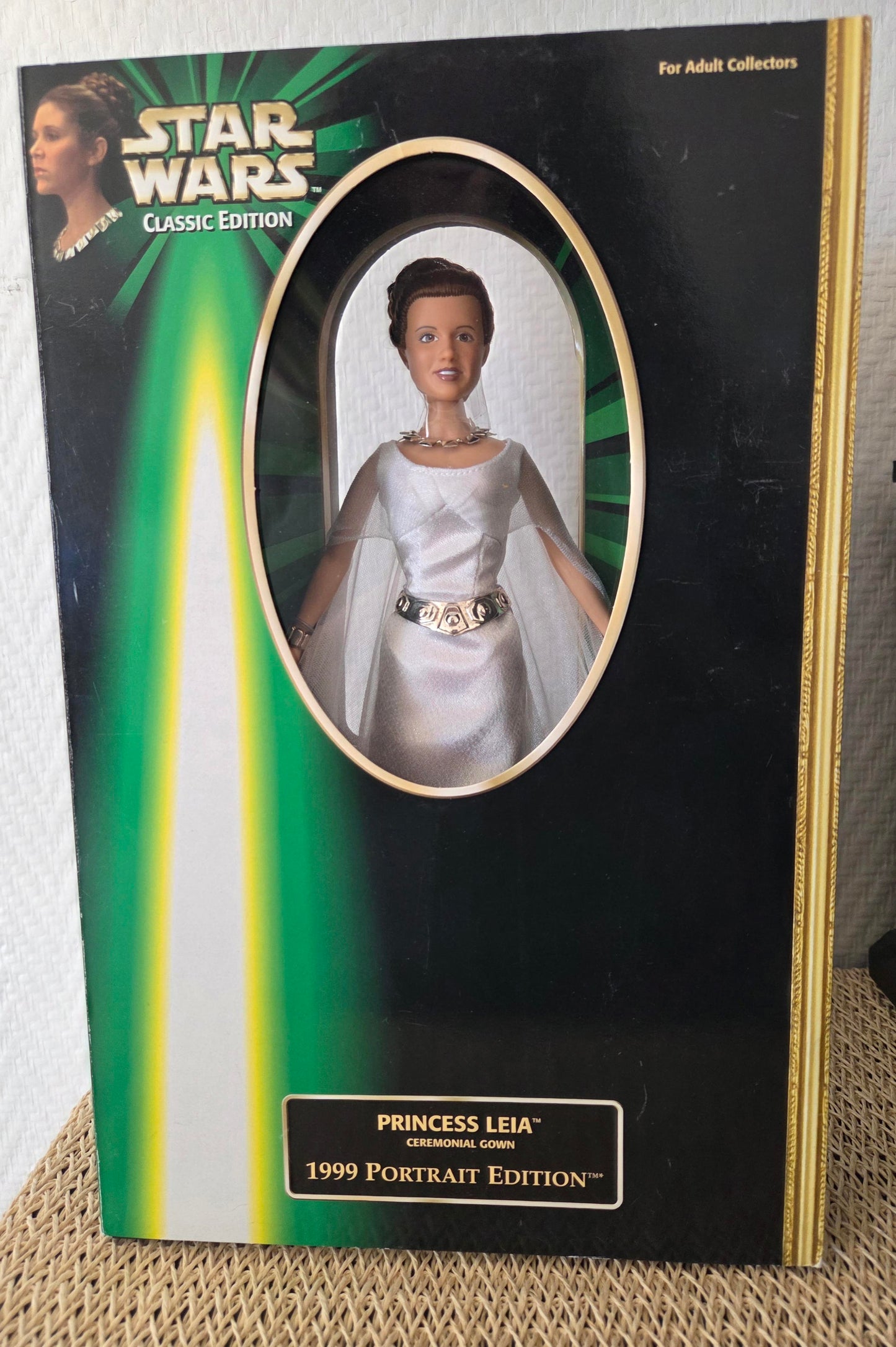 Figurine Star Wars Classic Edition – Princess Leia Ceremonial Gown – 1999 Portrait Edition –