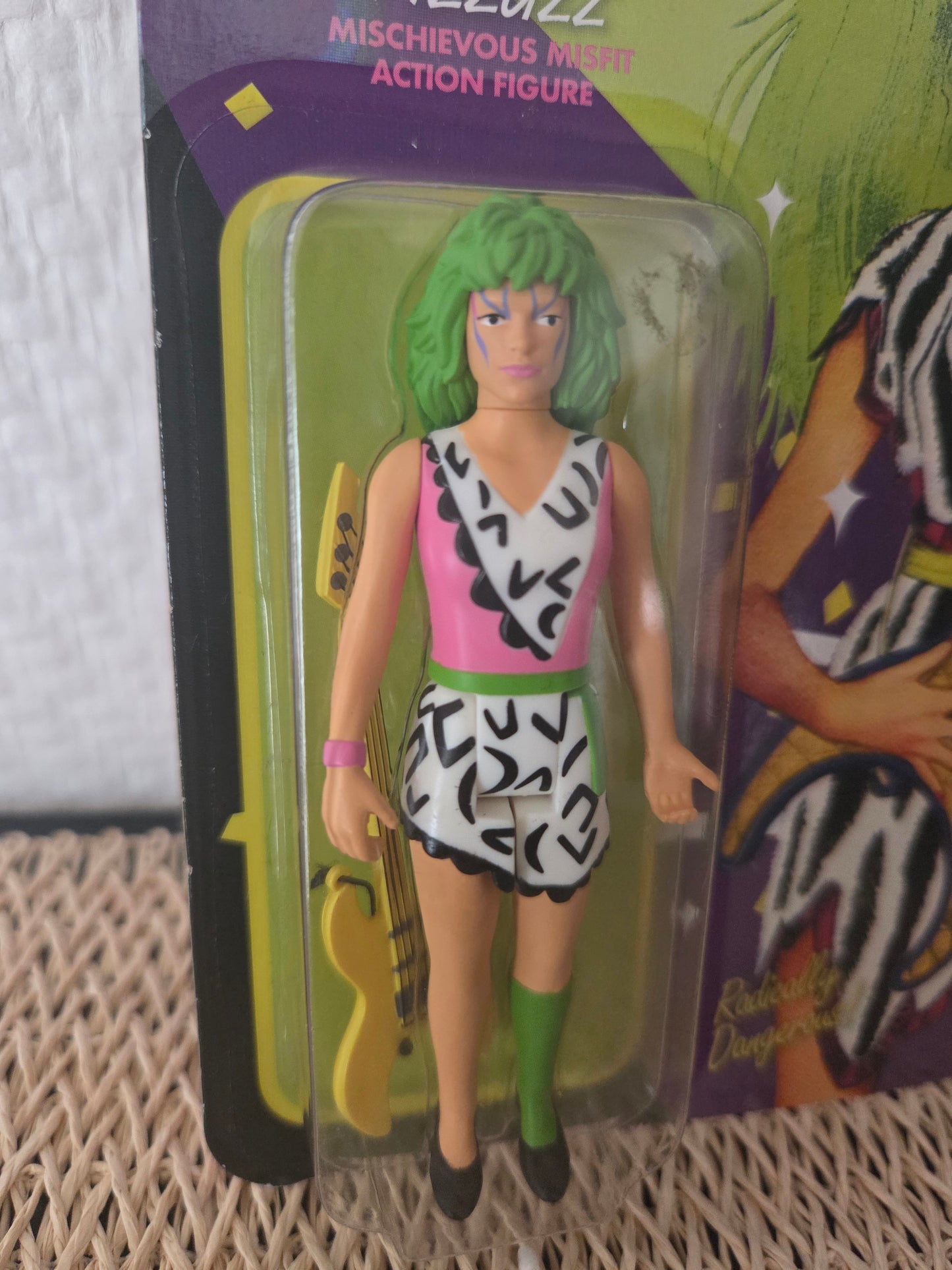 Jem and the Holograms – Pizzazz (ReAction Figures) – Super7