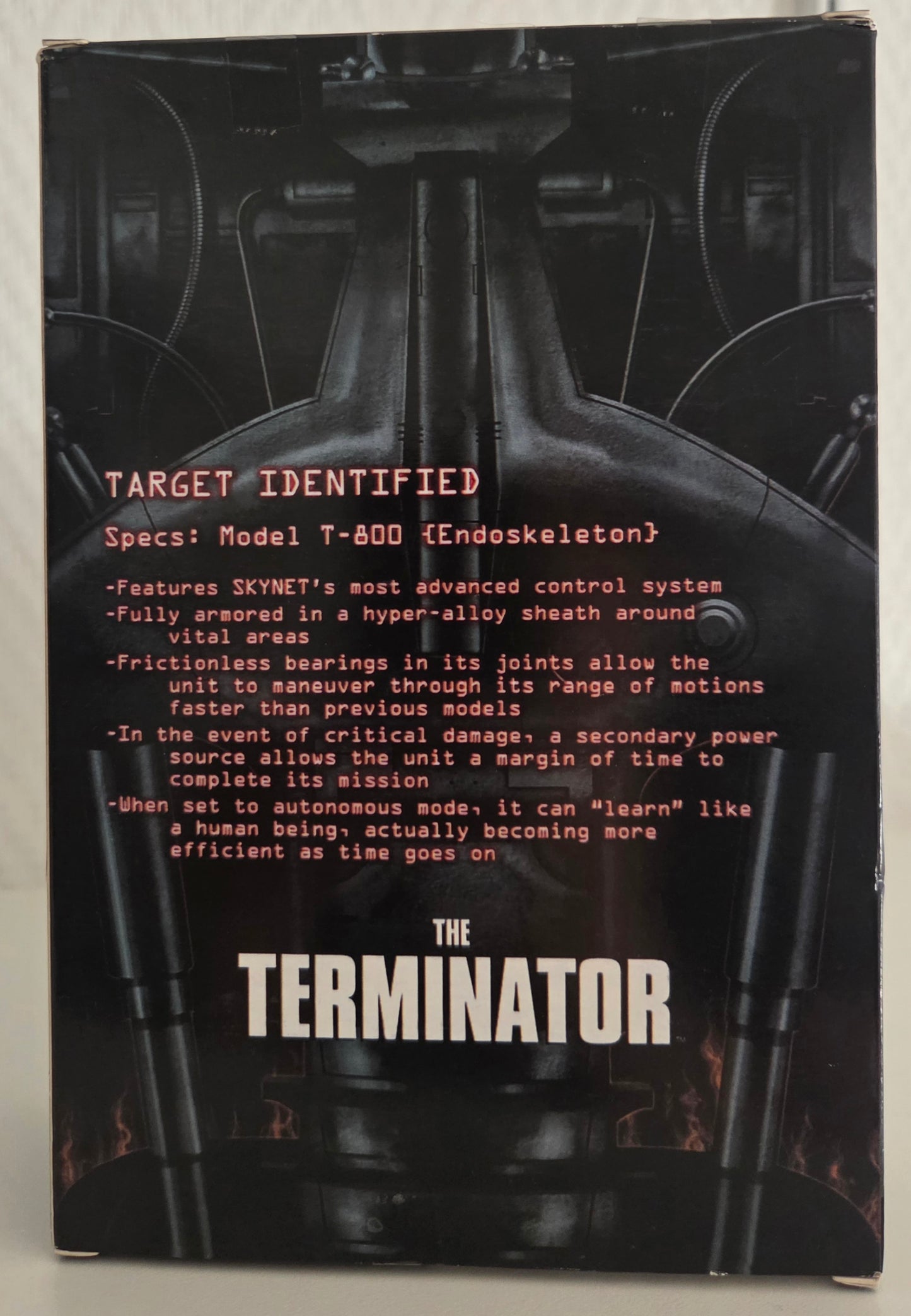 Dos boîte — fiche technique Skynet T-800